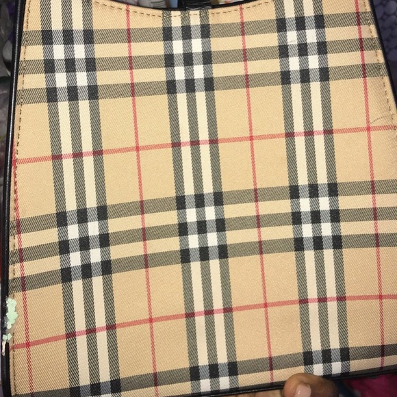 Purses - Picture 5 of 5